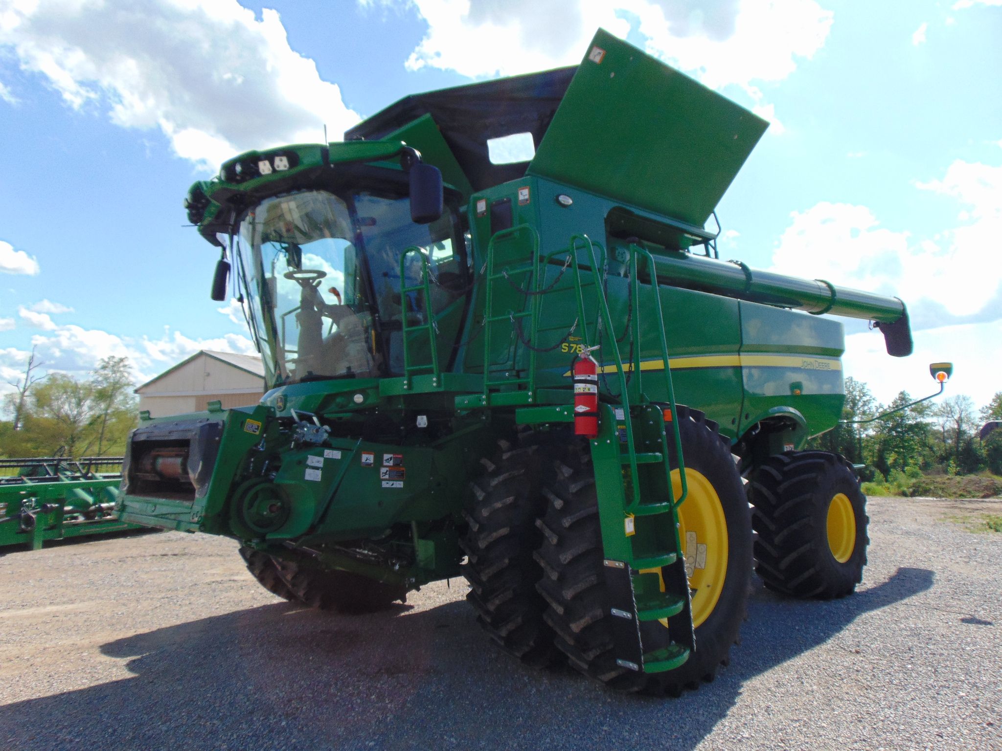 2023 John Deere S780