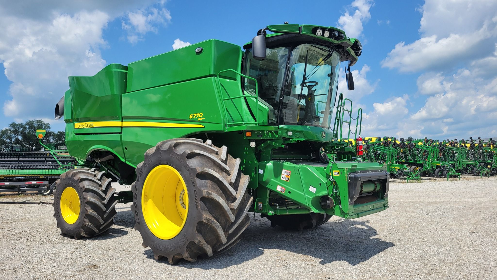 2023 John Deere S770