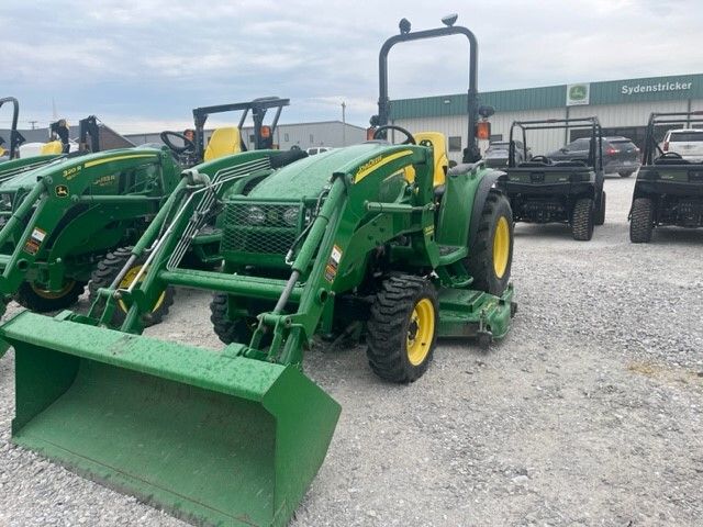 2011 John Deere 3320