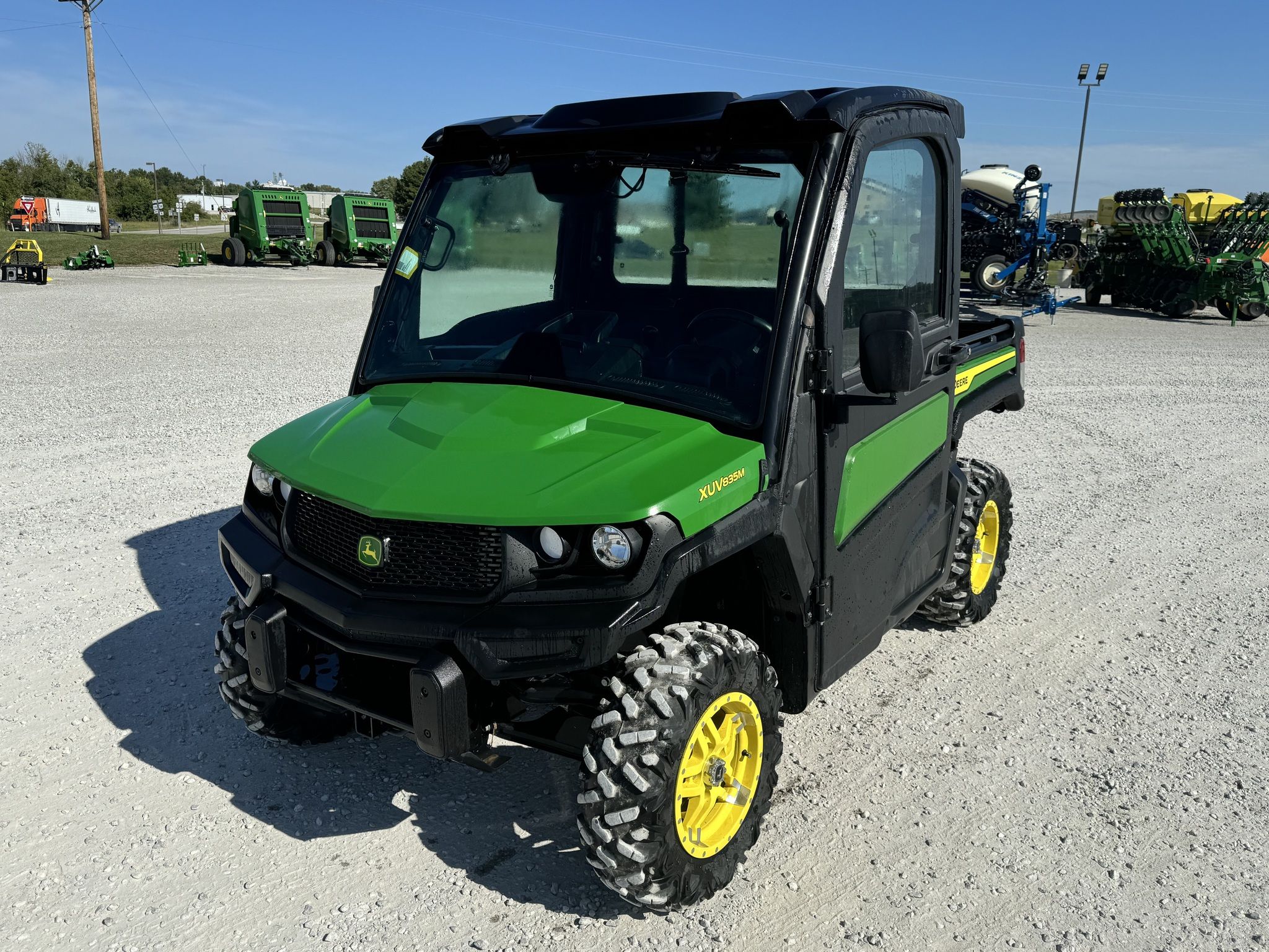 2023 John Deere XUV 835M