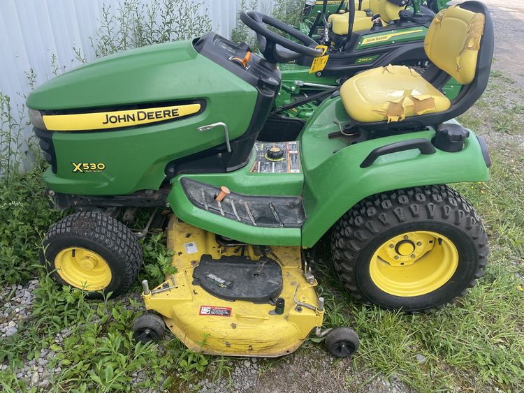 2010 John Deere X530