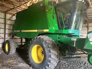 1990 John Deere 9500 Image