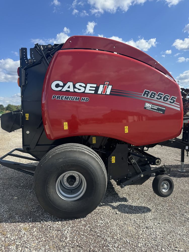 2020 Case IH RB565 Image