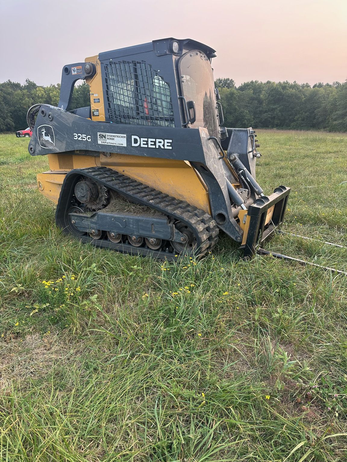 2023 John Deere 325G Image