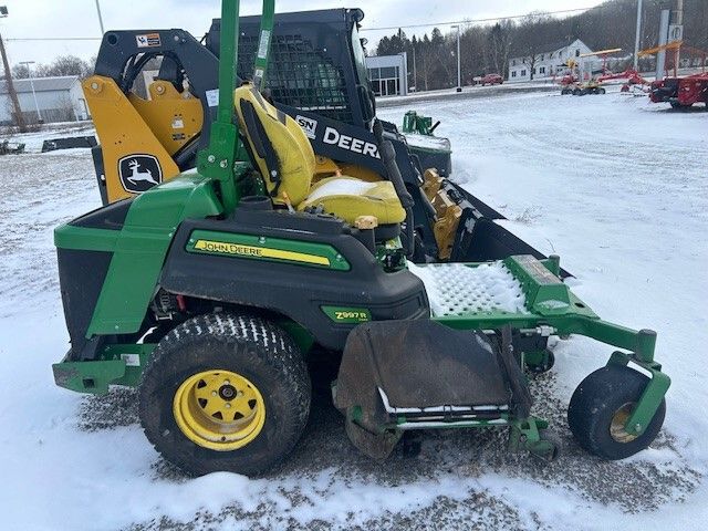 2022 John Deere Z997R Image