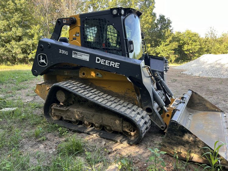 2022 John Deere 331G