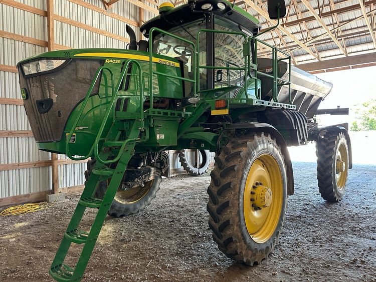 2020 John Deere R4038