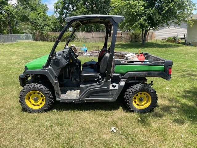 2023 John Deere XUV 835E