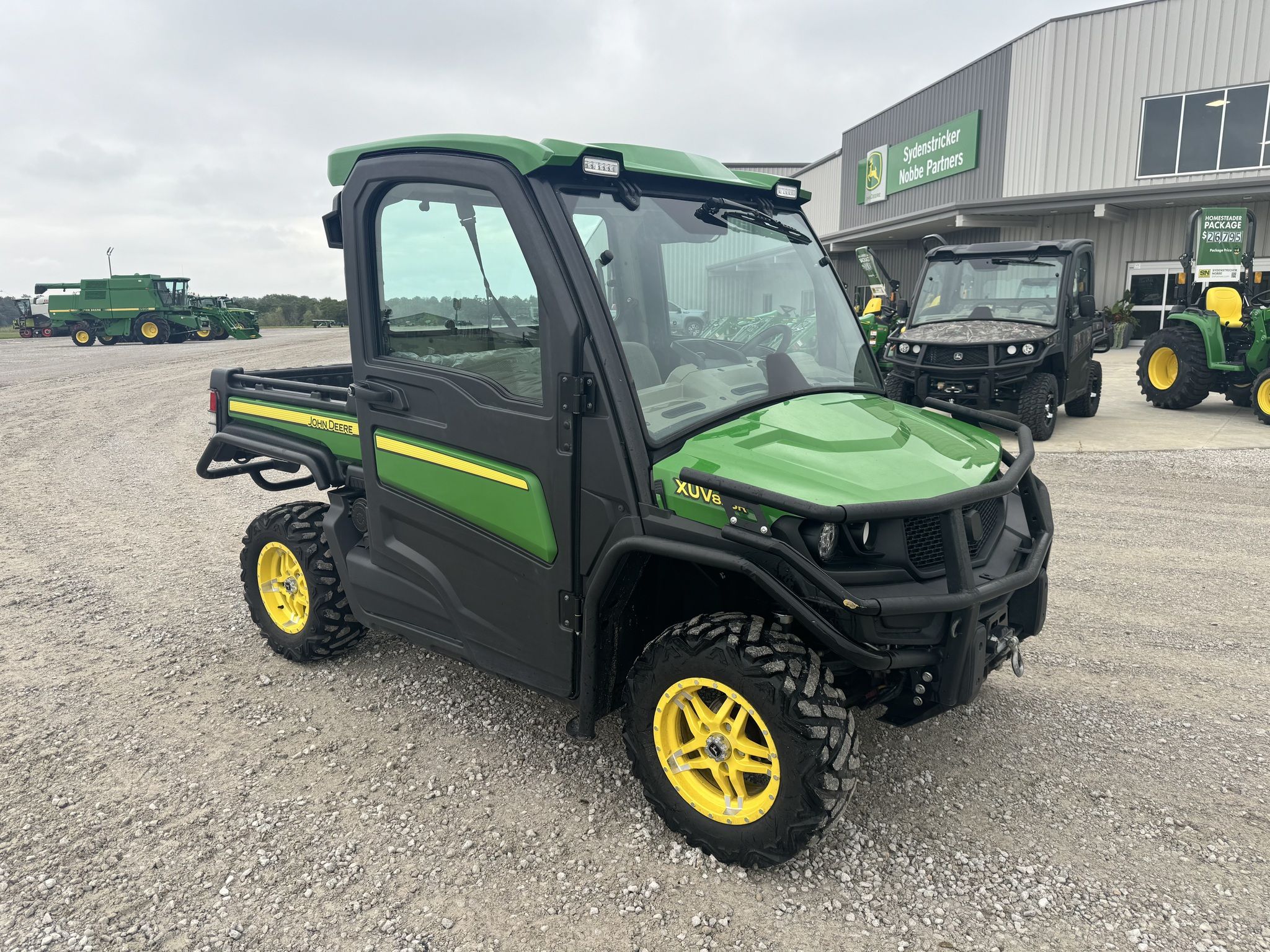 2019 John Deere XUV 835R