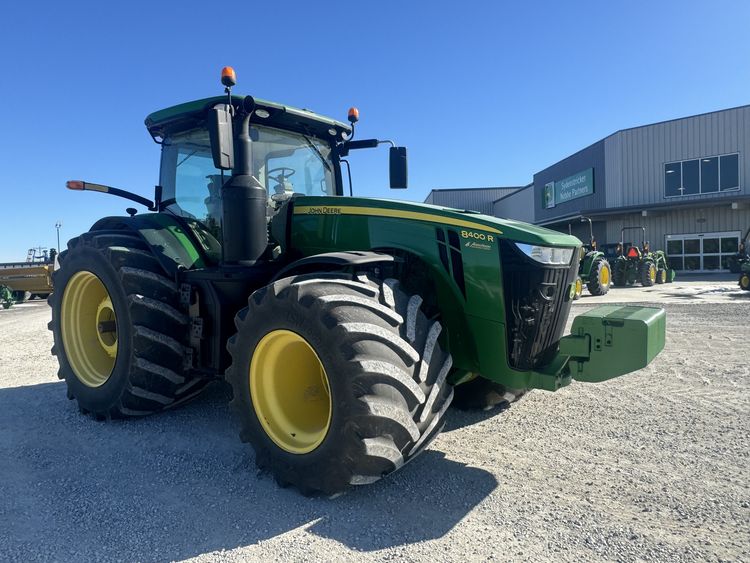 2018 John Deere 8400R Image