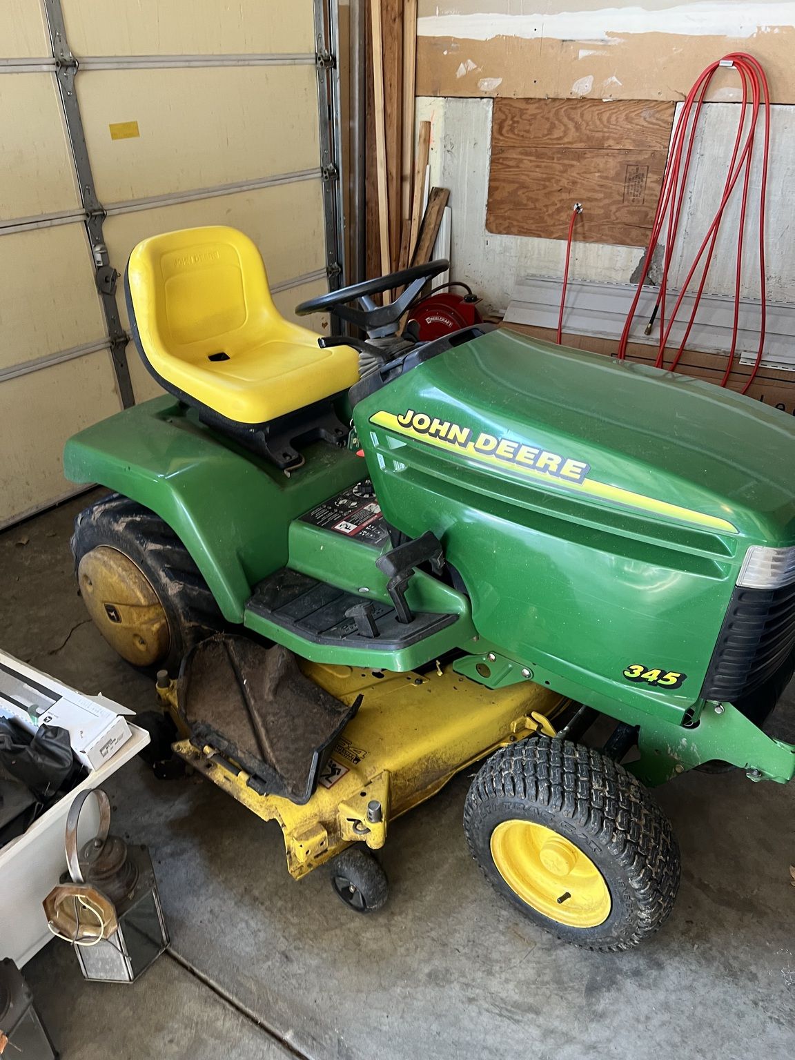 1998 John Deere 345 Image