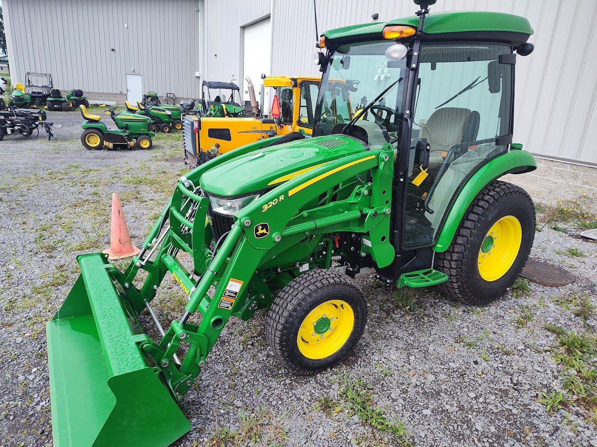 2023 John Deere 3046R