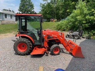 2021 Kubota LX3310