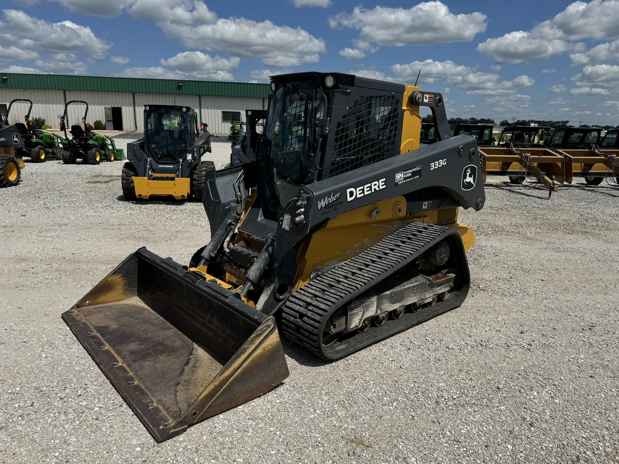 2021 John Deere 333G