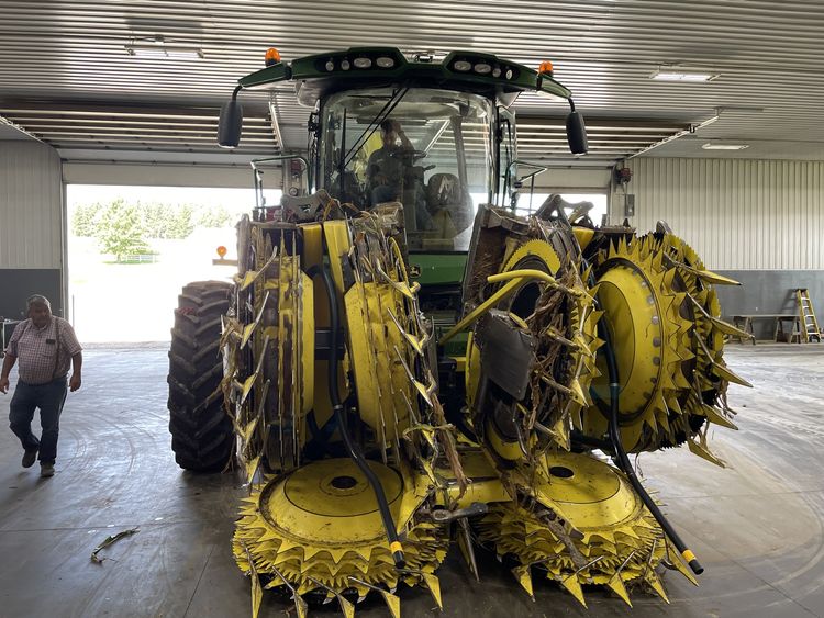 2020 John Deere 772 Image