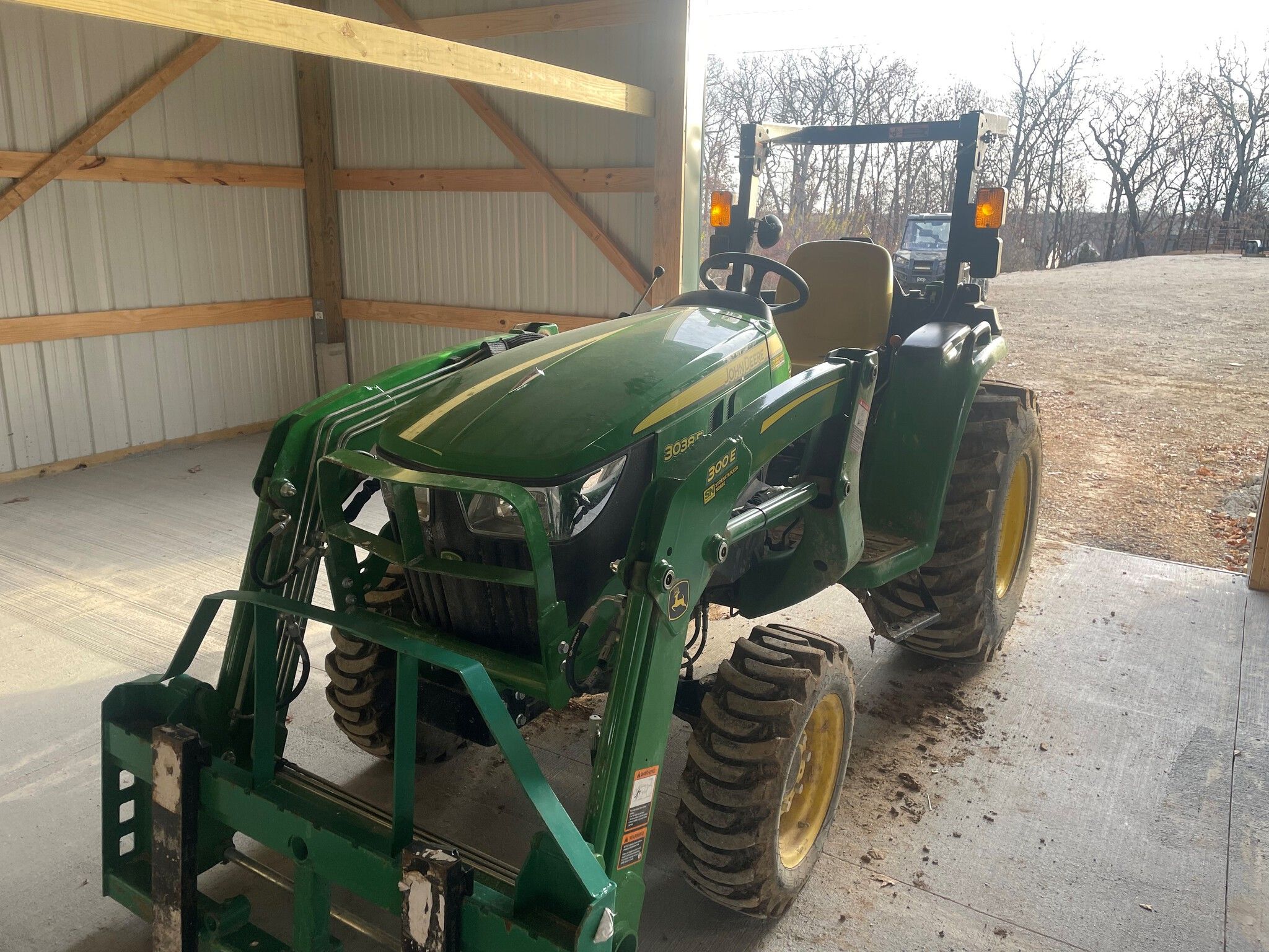 2021 John Deere 3038E