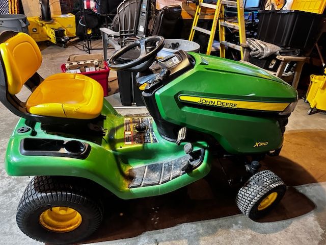 2015 John Deere X310