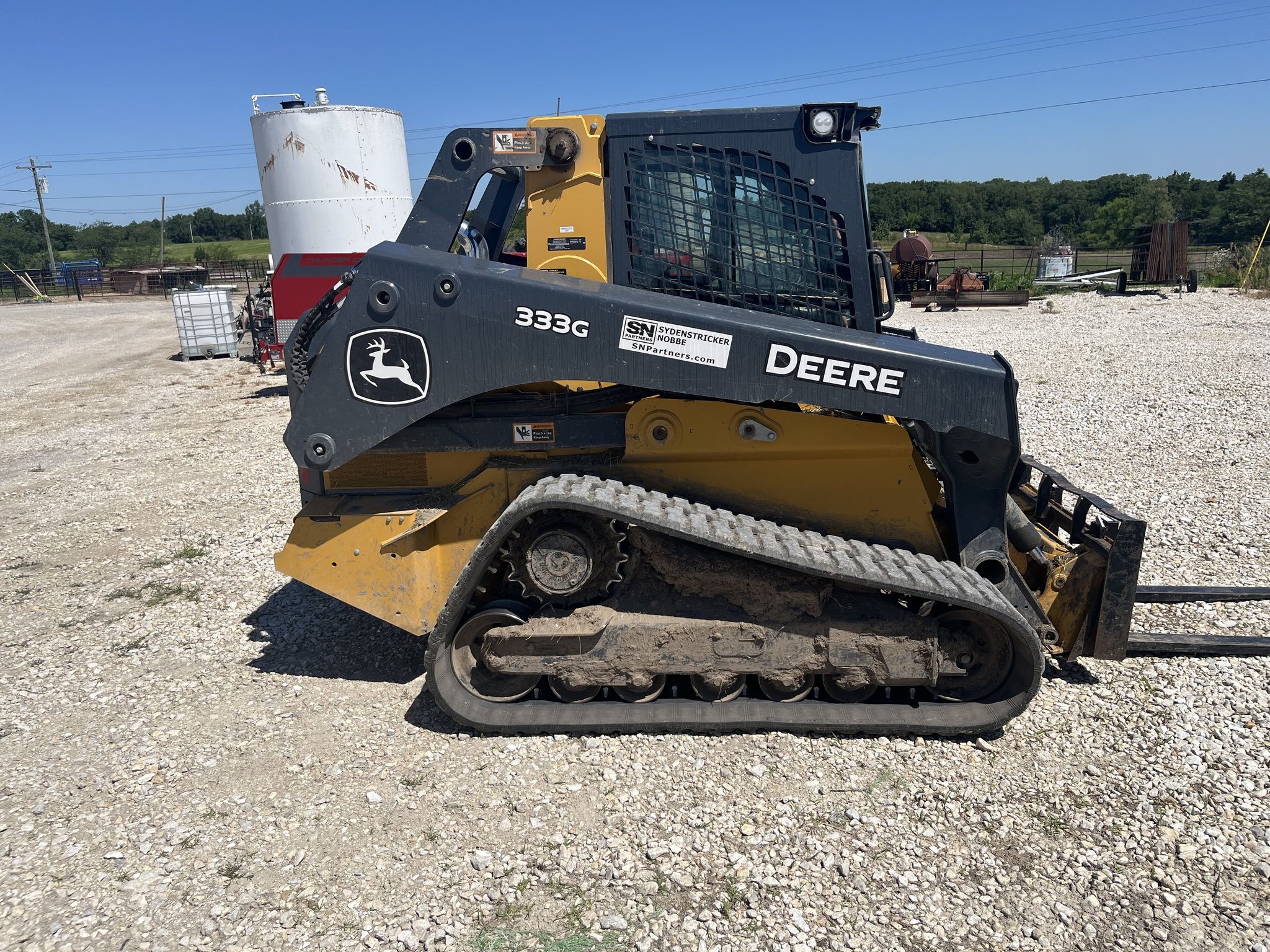 2023 John Deere 333G