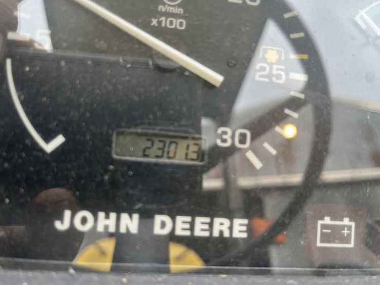 1998 John Deere 5210