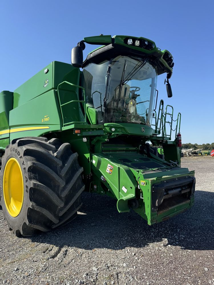 2022 John Deere S780