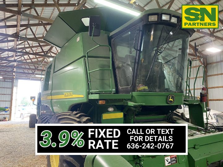 2005 John Deere 9560 STS