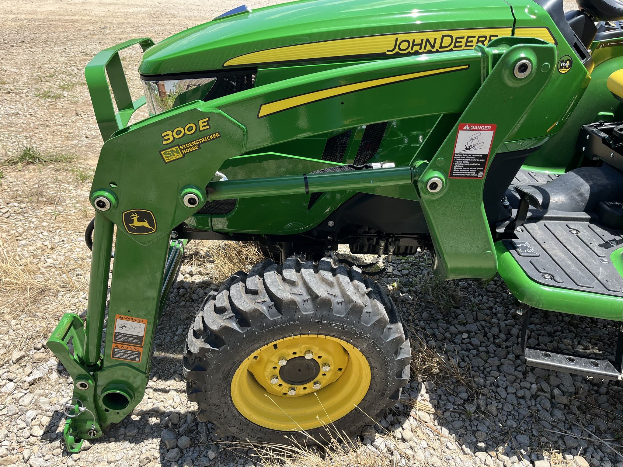 2024 John Deere 300E