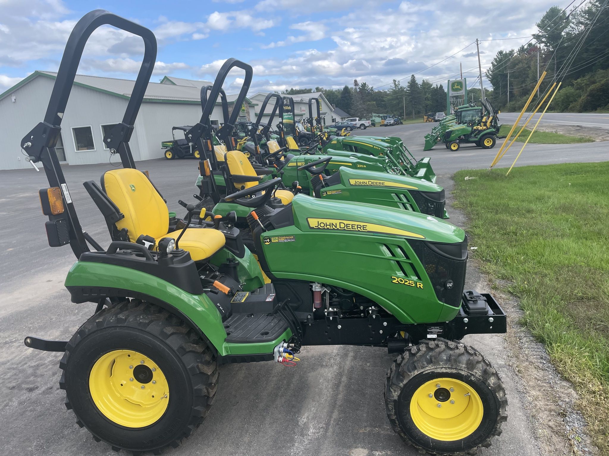 2024 John Deere 2025R