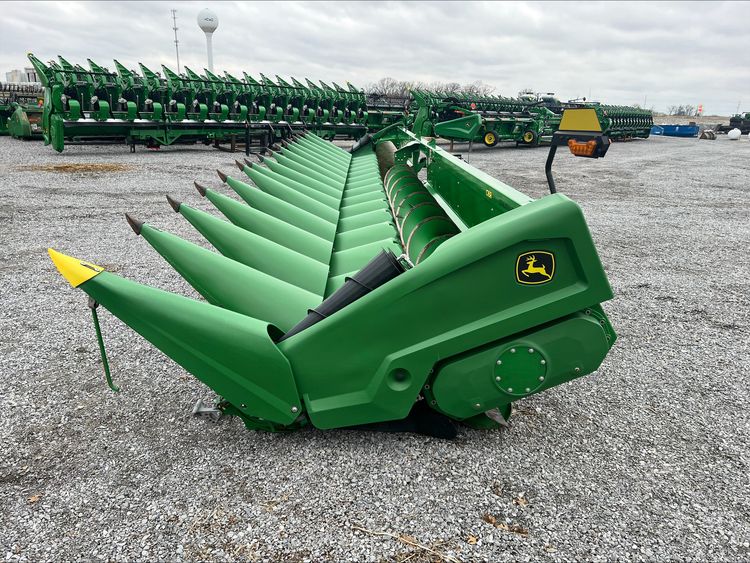 2023 John Deere C16R