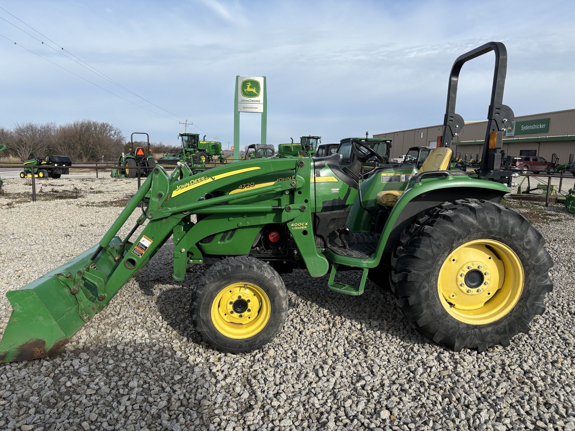 2012 John Deere 4720 Image