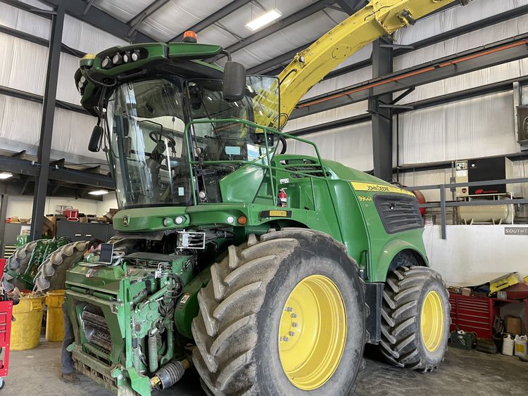 2020 John Deere 9900