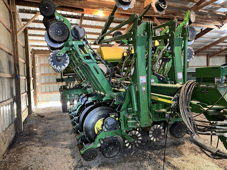 2012 John Deere 1790 Image